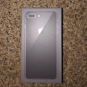 iPhone 8 Plus box